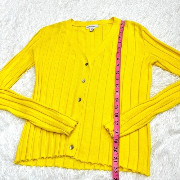 Calvin Klein Jeans Yellow Rib Knit V-Neck Cotton Cardigan - Picture 8 of 8